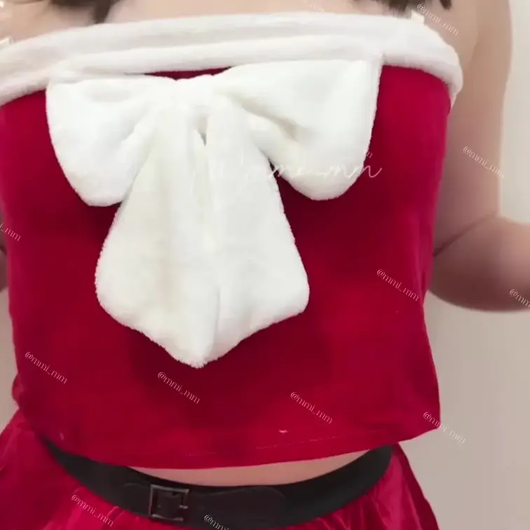 サンタコスで陥没乳首をカリカリ///
ビクビクなるたびに鈴が鳴ってます🛎️