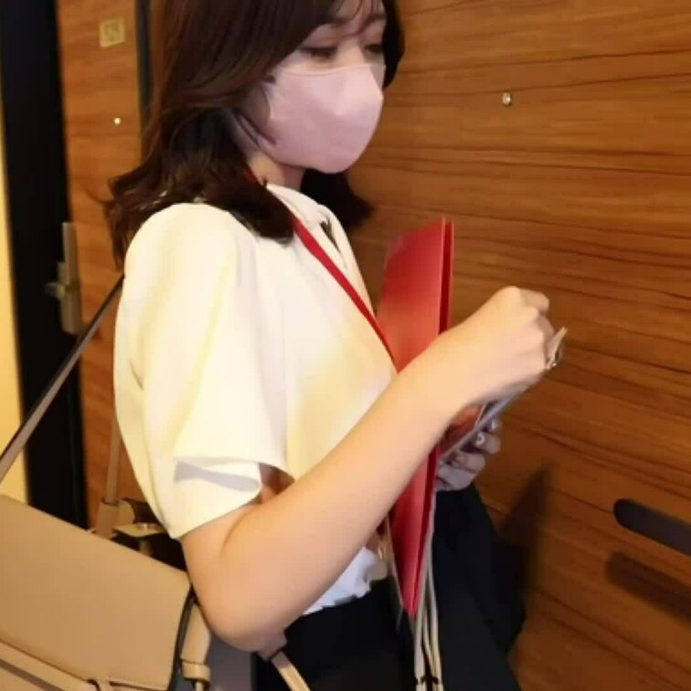 こちらはサンプル動画です。
本編はこちら⬇️
https://myfans.jp/posts/55c52b66-fa