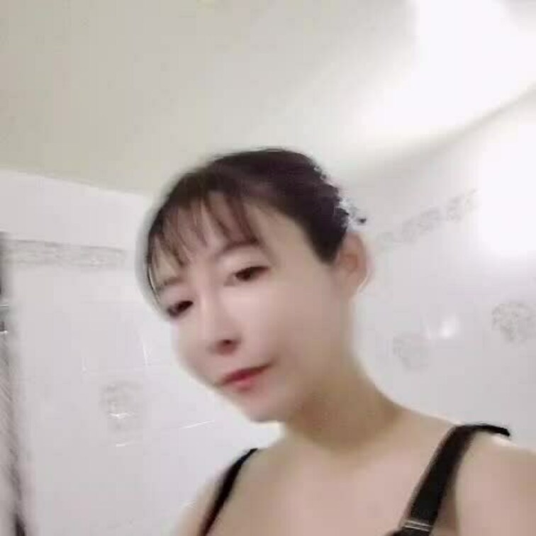 泡でエッチに洗いながらシャワーしようね。