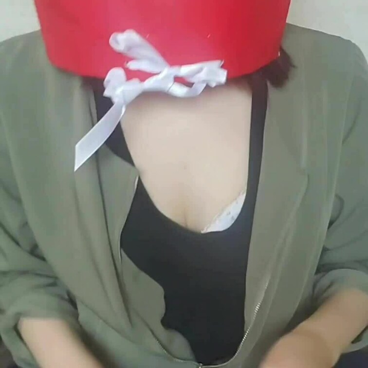 おっぱい揉み揉み(๑ ᷇ 𖥦  ᷆๑)♡‎𓂃◌𓈒𓐍