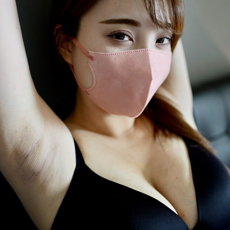 右上の【♡いいね】を押してから動画をご覧頂くと😘

［4K］美女の爆乳

 ※こちらはお試し用サンプル動画です。