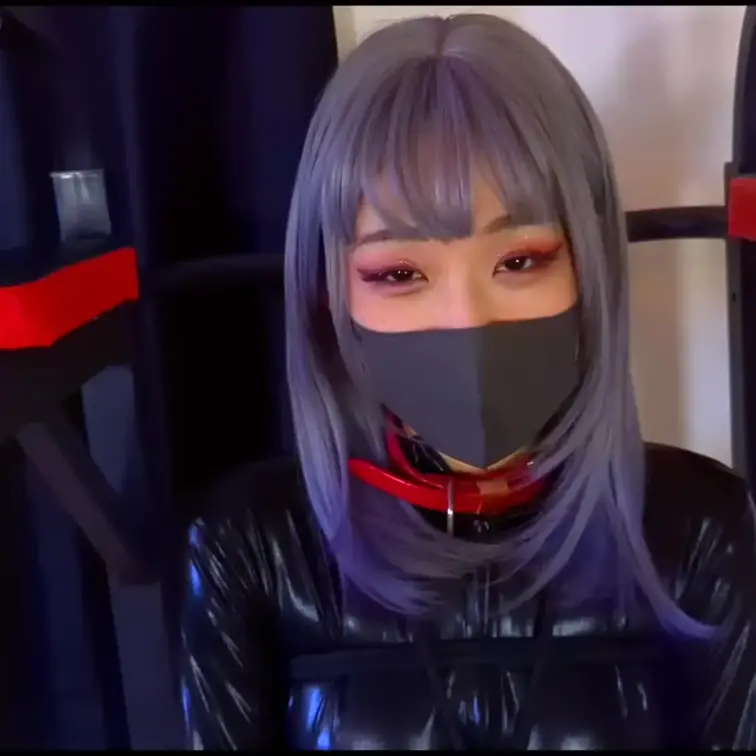 【首+後ろ手連結拘束責め】
