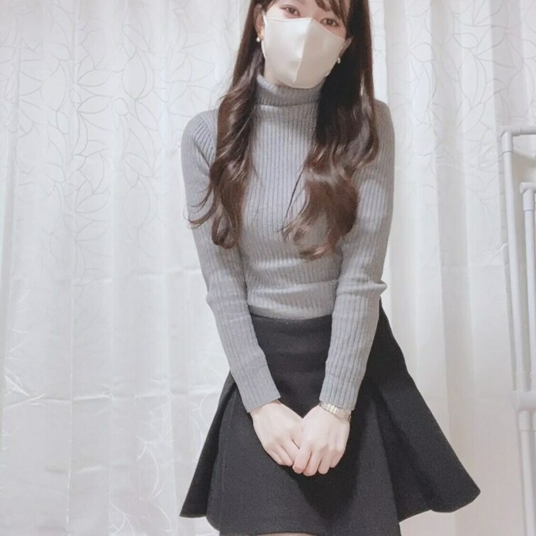 冬私服⛄️パンチラ自撮り動画🤍