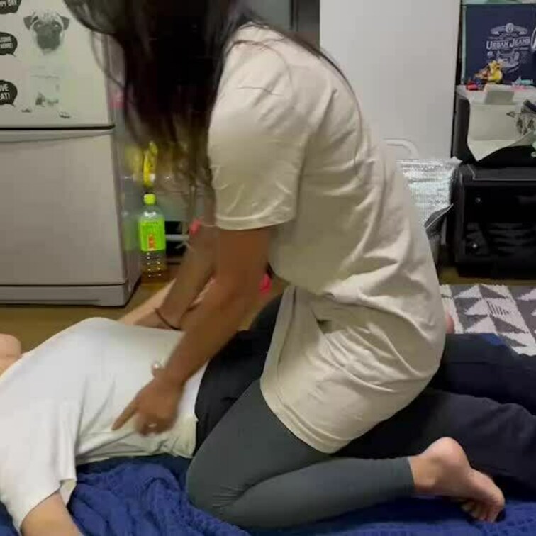 皆様いつもご購入ありがとうございます☺️
今回のくすぐり動画はこちらです👍

是非見てあげてくださいね(  ˆОˆ