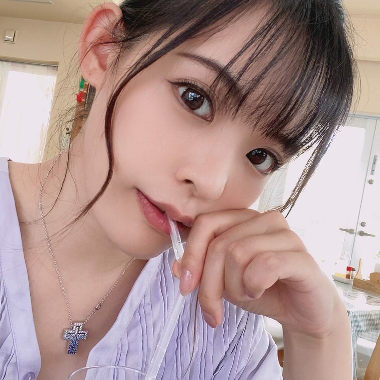 石垣島から帰ってきました！
やっとダイビングのオープンウォーターのライセンスが取れました〜♡

今月も自分のペース