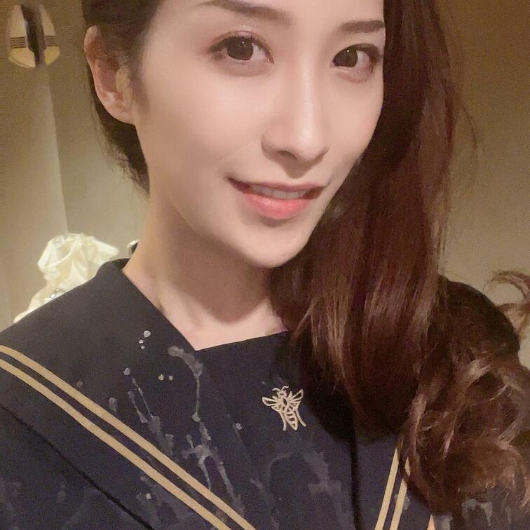えへ🙇🏻‍♀️´-

なんの汚れかな💓