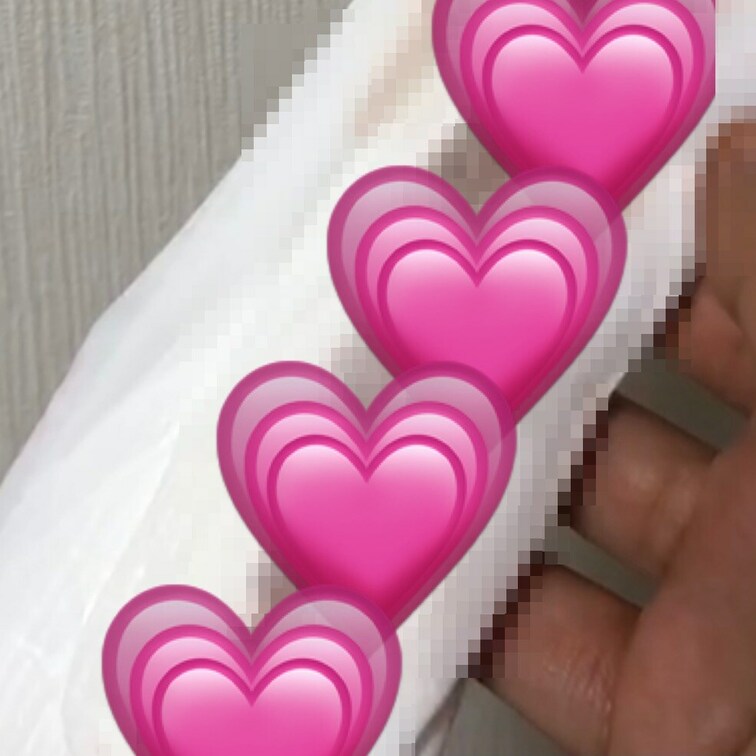 昨日から女の子の日です( ु ›ω‹ ) ु♡ お腹が…腰が…痛い😣💦23日の祝日にエッチな撮影するはずだったんですけど