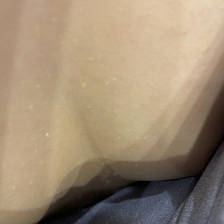 ちょっと動いただけで汗がすごい