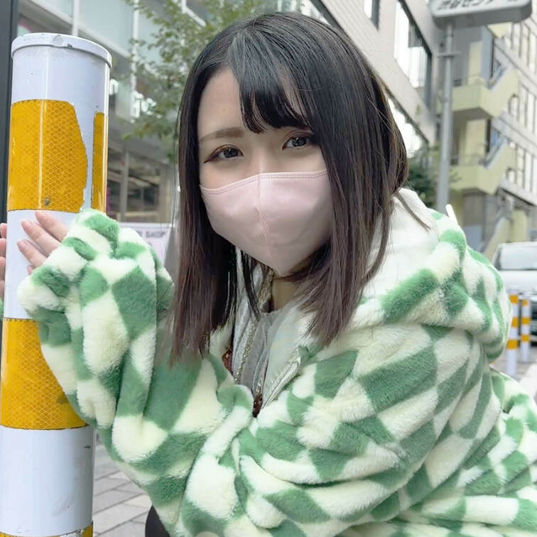 ＃34【RUKA 21歳】
今回ストリートスナップ撮影に協力してくれたのは、トレンドカラーのグリーンを差し色にしたキュ