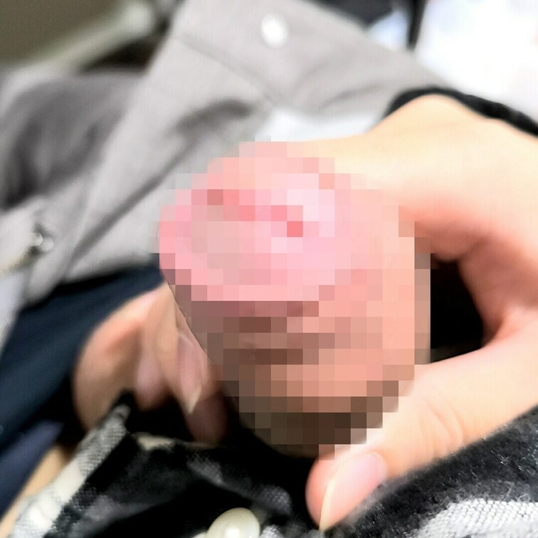 ちょっと空いたけど投稿じゃい〜！
ドアップおちんちんセット！笑

あんまりじっくり見ないでね❤