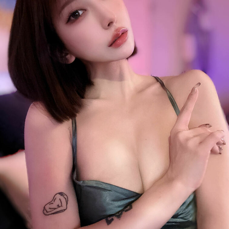 本日21時プラチナメンバー用動画アップロードします🩷
よろしくお願い致します。
プラン追加是非お願い致します。
