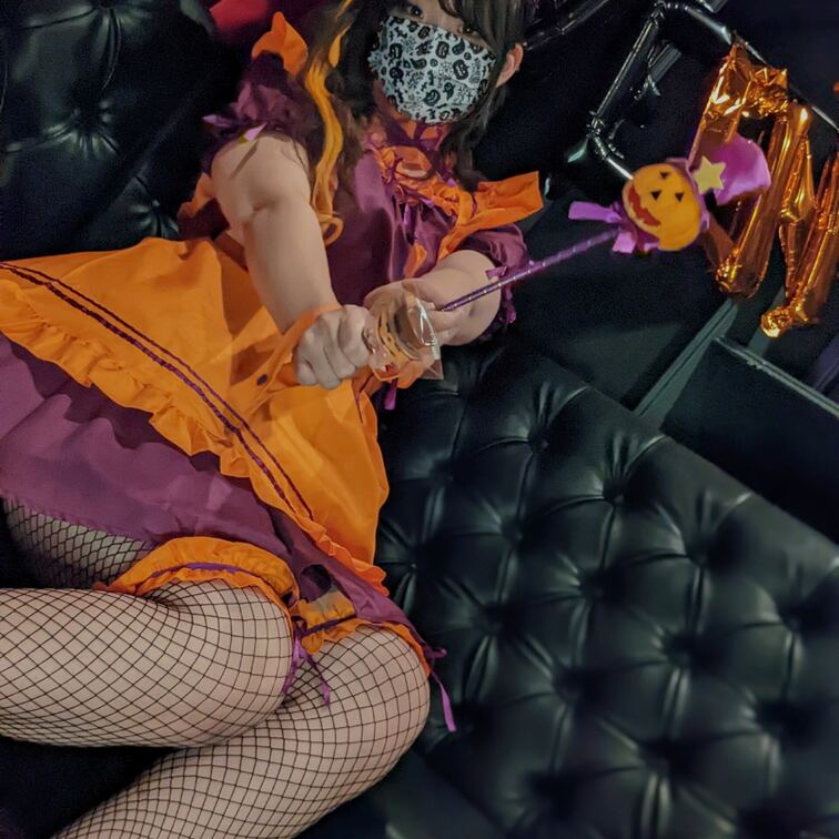 ハロウィン3日目！

網タイツって見てえっち履いてえっち破いてえっち

の三拍子でえっちですよね！

Day