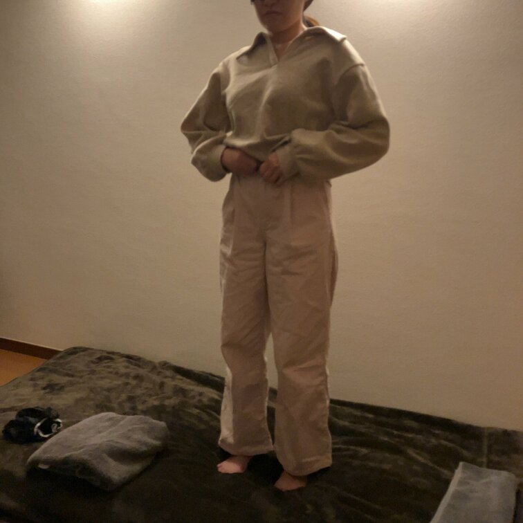 <No.33>Gカップの24歳女子が友達の紹介で生理痛改善マッサージの館へ。セクハラマッサージを受け、最初は拒むも、連続