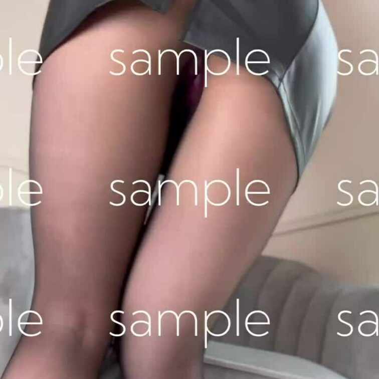 フル動画はこちら↓
シースルーの黒ストッキング履く動画💗→ https://myfans.jp/posts/2e65f