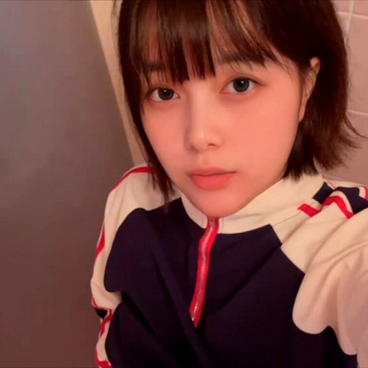 【ファン限定フル動画】🎁

【1人えっち】おかあ◯んがリビングにいる間にお風呂でオナニーしてイキまくりました…