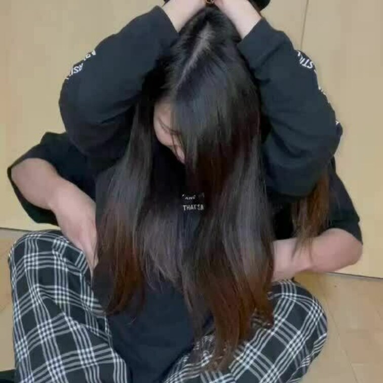 
皆様いつもご購入ありがとうございます☺️
今回のくすぐり動画はこちらです👍

是非見てあげてくださいね(  ˆ