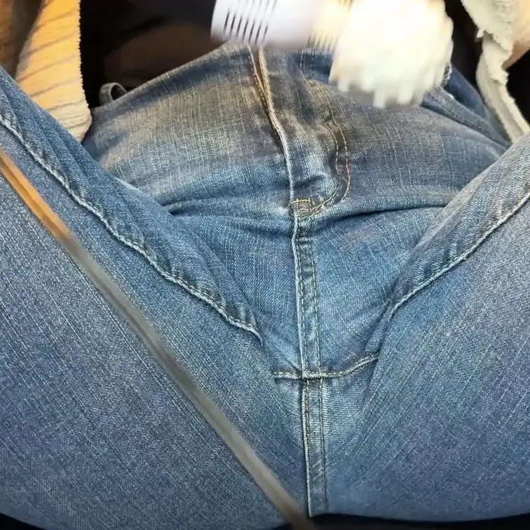 椅子の上で電マ責め😘💕
