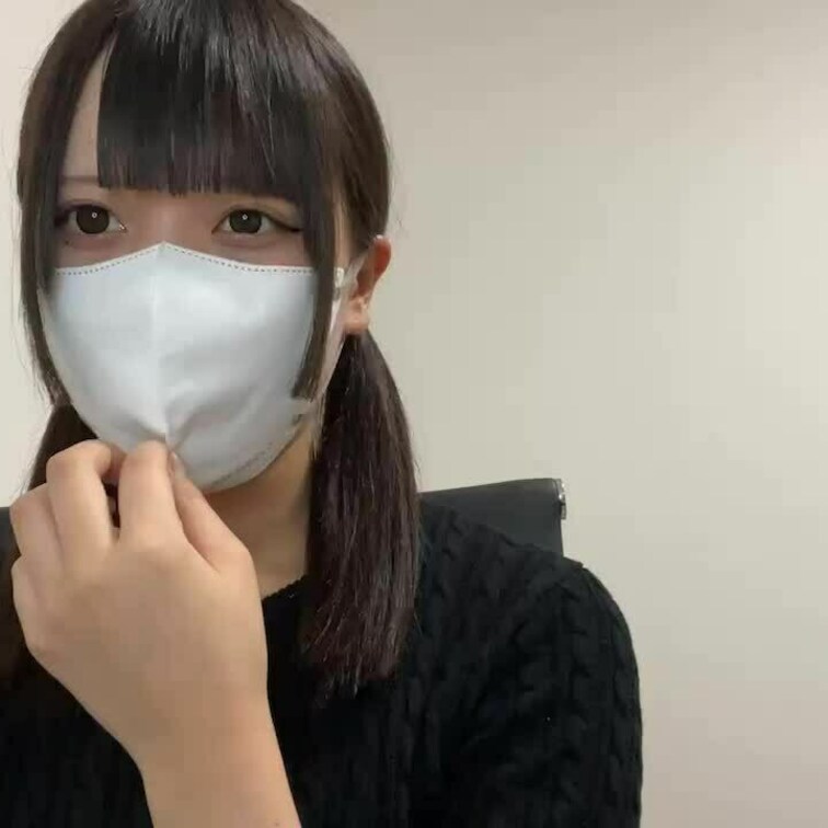 【りん 18 歳】

りんさんのライブ配信動画です
生配信 だと、1 回の有料配信を視聴すると、おおよそ平均 5,