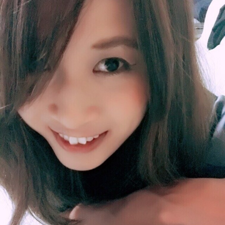 素人さんとリアリティある日常の
作品を動画で紹介しています。
出会い系アプリや位置情報からの
コミュニティアプ