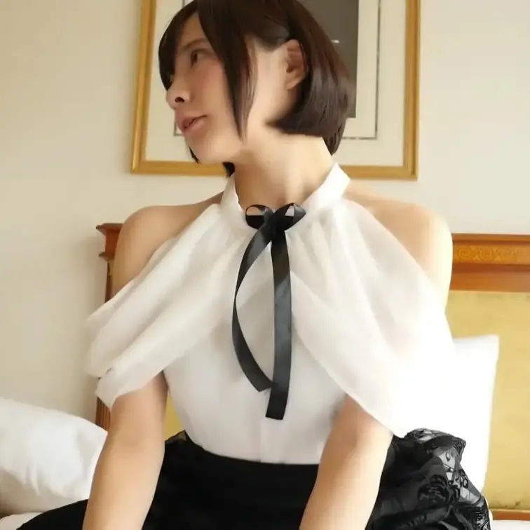 みおさん自身にかなり長めの禁欲生活をしてもらってから、一日かけてじらし撮影をした個人撮影作品です

内容は
たっぷ