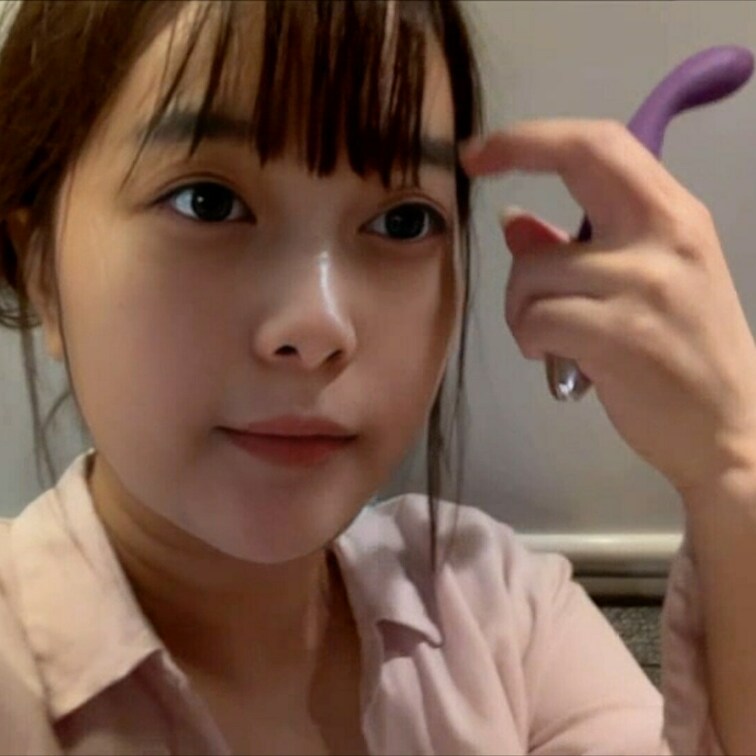 【ファン限定フル動画】🎁

久々に角オナしてみたら沢山おぱんつが濡れてきて気持ちよかったです。