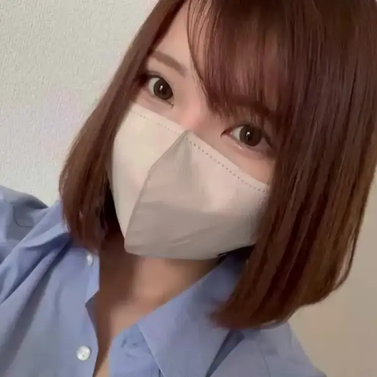 制服からの下着からの下だけ脱いでじゅぽじゅぽディルドオナニー♡