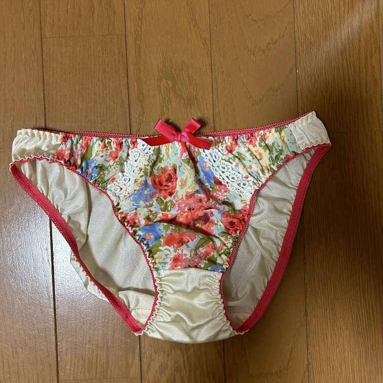 12/3  今日のパンツ😍