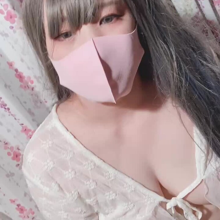恥ずかしいぐらい大きなはるさんの乳牛っぱい堪能して欲しいんです…💕😮‍💨
ミルクの代わりに本気汁出ちゃいます💕