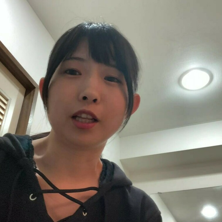 ⚠️【豪華VIP見放題∞】に含まれています。

おしっこをどこでするか迷って、お風呂場でします。