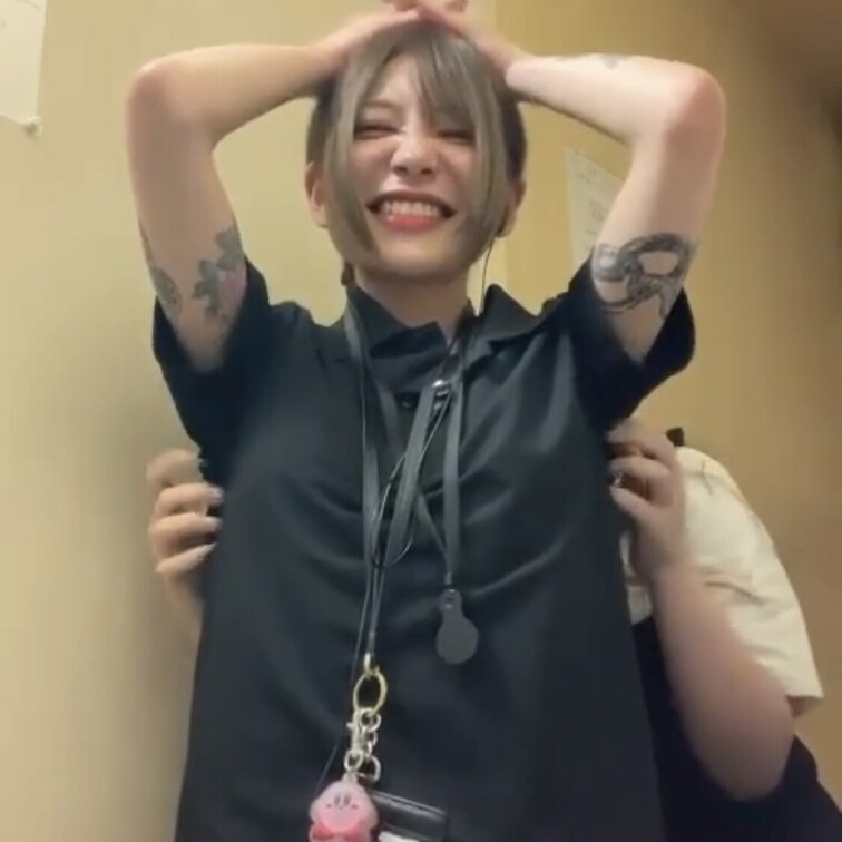 皆様いつもご購入ありがとうございます☺️
今回のくすぐり動画はこちらです👍

是非見てあげてくださいね(  ˆОˆ