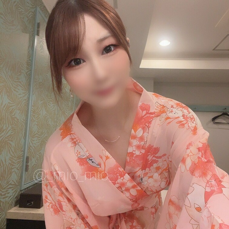 来年の夏、一緒に過ごしくれる?♡
浴衣デートしようね♡///
この先はVIP🌹か単品で…♡