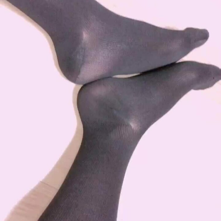 半パンは隙間から見えちゃいます、、
ちなみにニーハイ🤲
