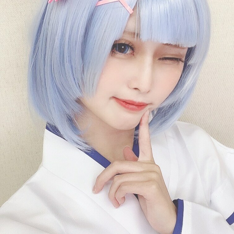 みんな3連休はなにしてた???
私はバイト😂