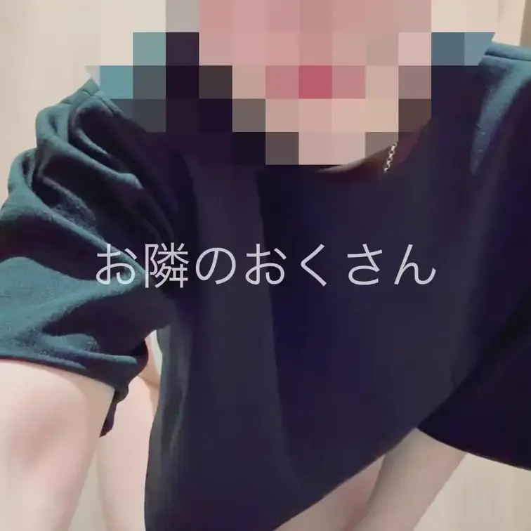 奥さんの変態オナ動画です
 一週間の限定販売です
 
 本当は見てほしい淫らな姿
 アナルにはクリスタルプラグで