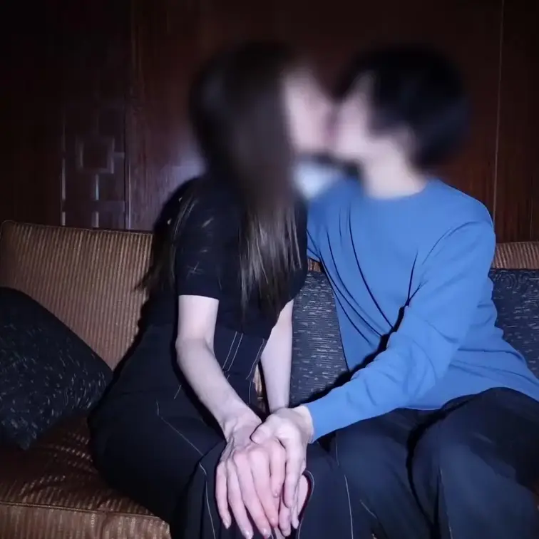 身長170の細身美女ちゃんとお泊りハメ撮り