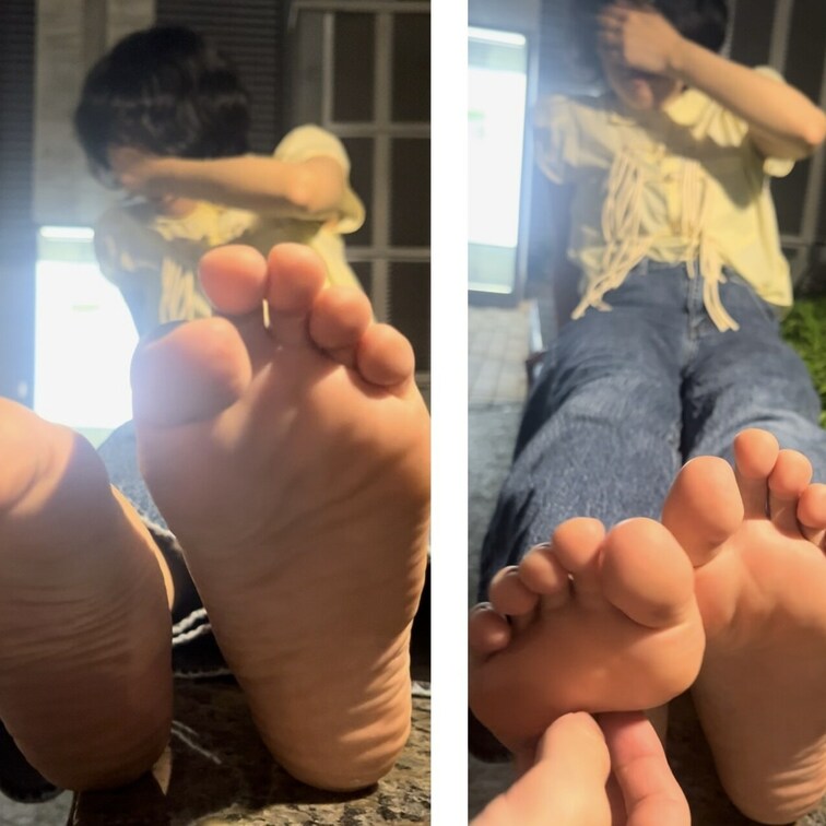 30歳○○○系美女22.5cm激弱足裏くすぐり！4分50秒

最初の1分20秒ほどは弱かったのですがそれ以降は慣れて