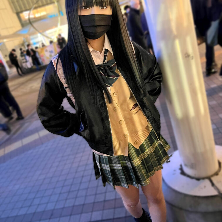 顔出し【個人撮影】サブカル系オマ◯コちゃんとの割り切り映像_クールそうな表情がエロく歪む姿をお楽しみ下さい。
