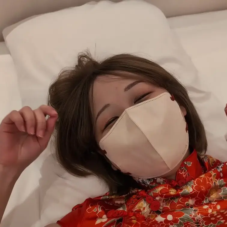 黒パンストチャイナ姿でくすぐり

モデル：美音