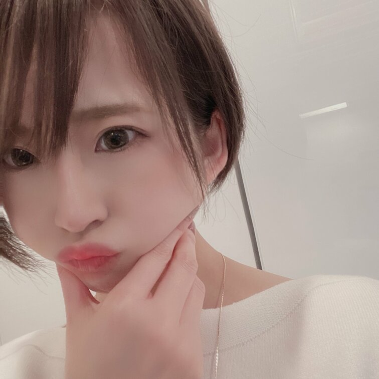 ⚠️お知らせ⚠️
ただ今Twitterアカウント凍結されております😭
えぇん🥺
myfansのURL連投しすぎ