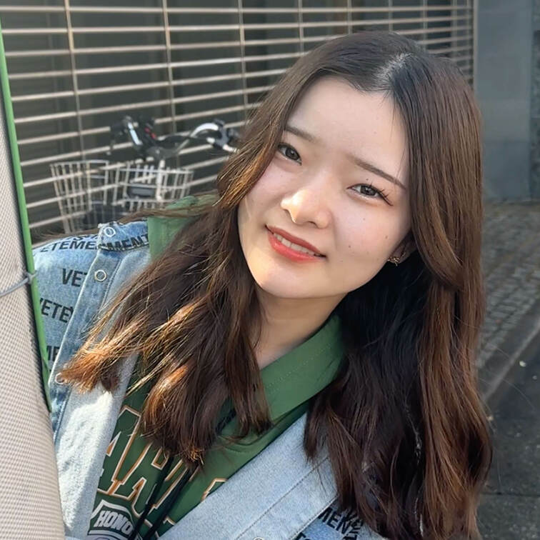 #143【RUMI 20歳】
今回ストリートスナップに協力してくれたのは、デニムonデニムで合わせたストリート系女子の