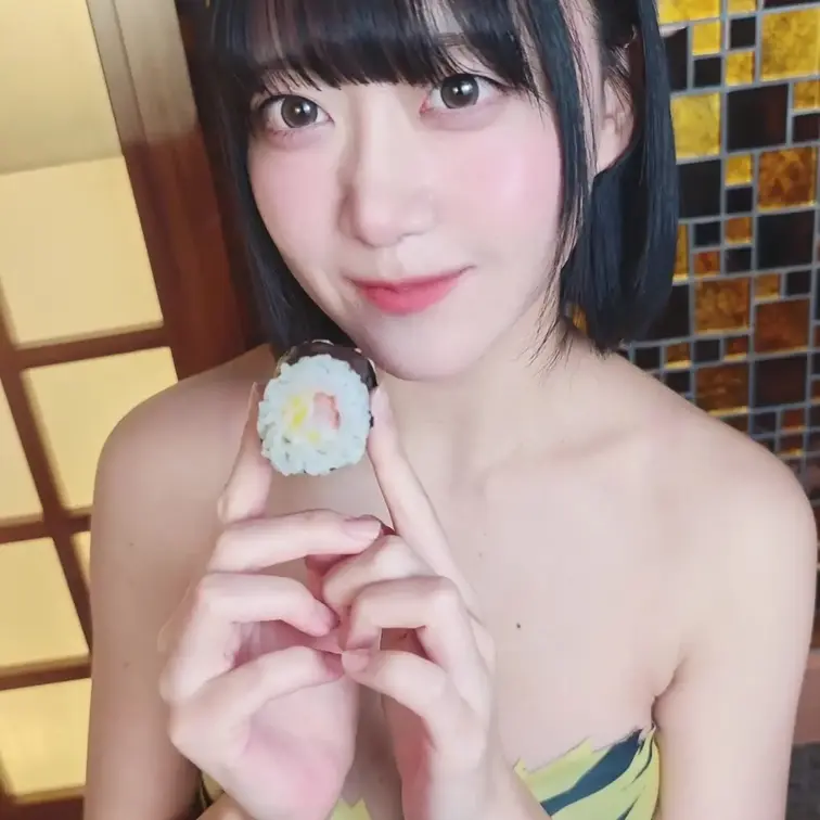 節分のグラビアプレゼントです🎁
皆さん恵方巻き食べました？