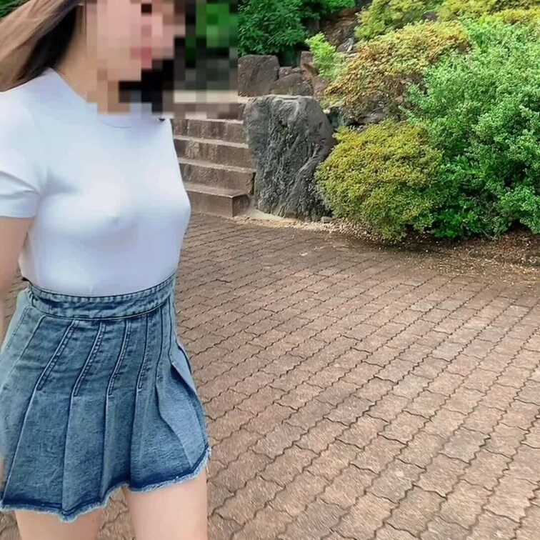 ノーパンノーブラ散歩🫶
