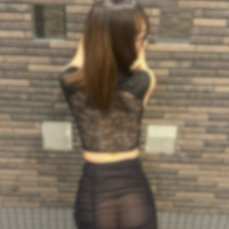 シースルー越しのエッチなスケスケお尻だよ🥴❤️