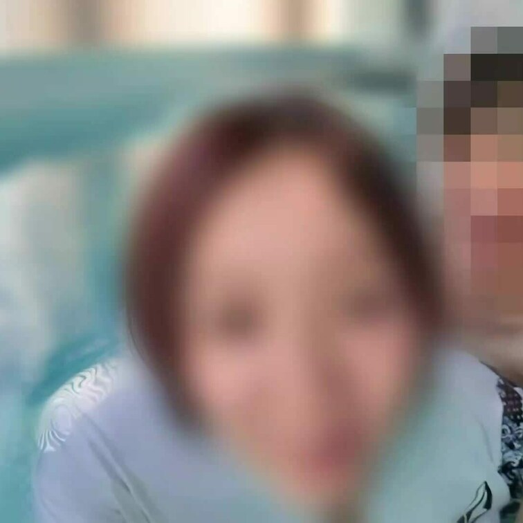 大人しそうなのに結構大胆な男性！
エロ黒チクビと続きは有料プランで見てね！！