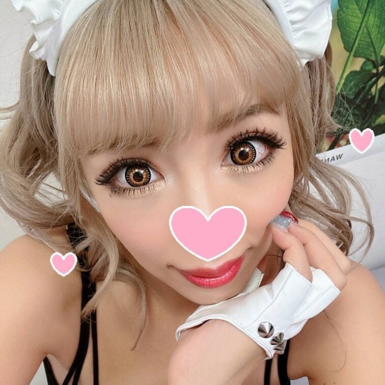 どうもー！黒ギャル・爆乳・桃色太乳首・金髪ツインテール！そんでもってチンポ大好きビッ痴女。いわゆる最高のヌキネタのメスで