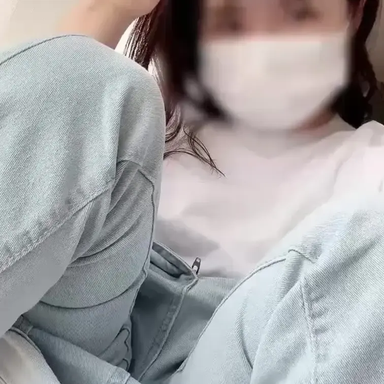 主人がソファの後でお仕事してたんだけど
こっそり撮影しちゃった🥺❤️
ヒヤヒヤしすぎて余計濡れちゃったおまんこ💗😚❤