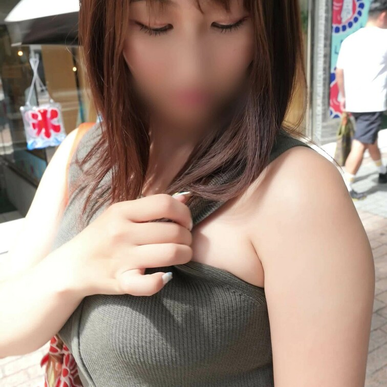 ちょっとだけ顔出ししてみた♡

マスクなしの雰囲気はこんな感じだよっ