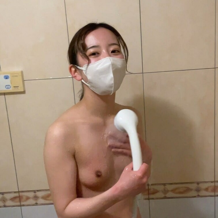 Page94:プレミア動画
ハメ撮り中出し後のシャワー、お風呂トークです

イキまくって開放された表情の彼女
会