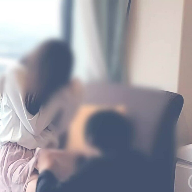 坂道系の清楚JDとイチャイチャ