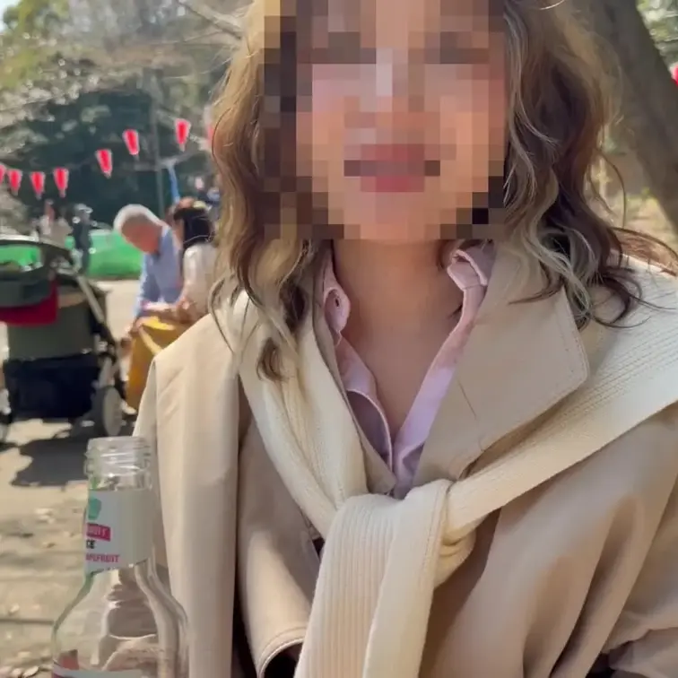 【人妻と花見からの手コキ授乳】

フル動画、公開中です🫣

1本100円以下でご覧いただけるプランも
あります